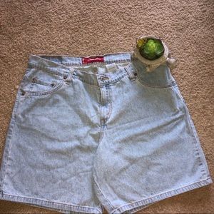 Levi’s | Acid-Washed Shorts